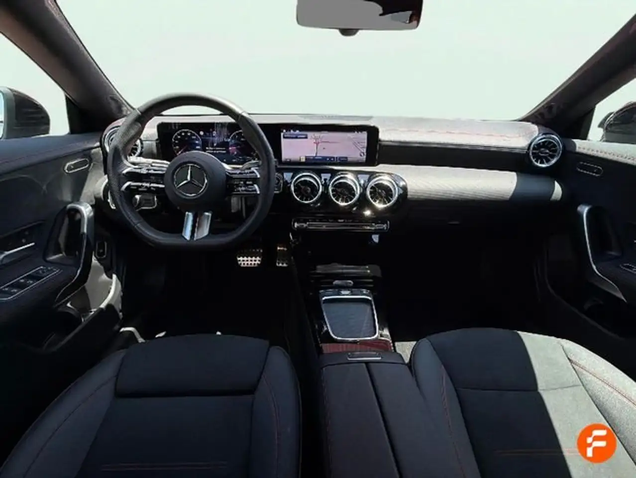 Mercedes-Benz CLA 200 Shooting Brake — Galería del vehículo 10