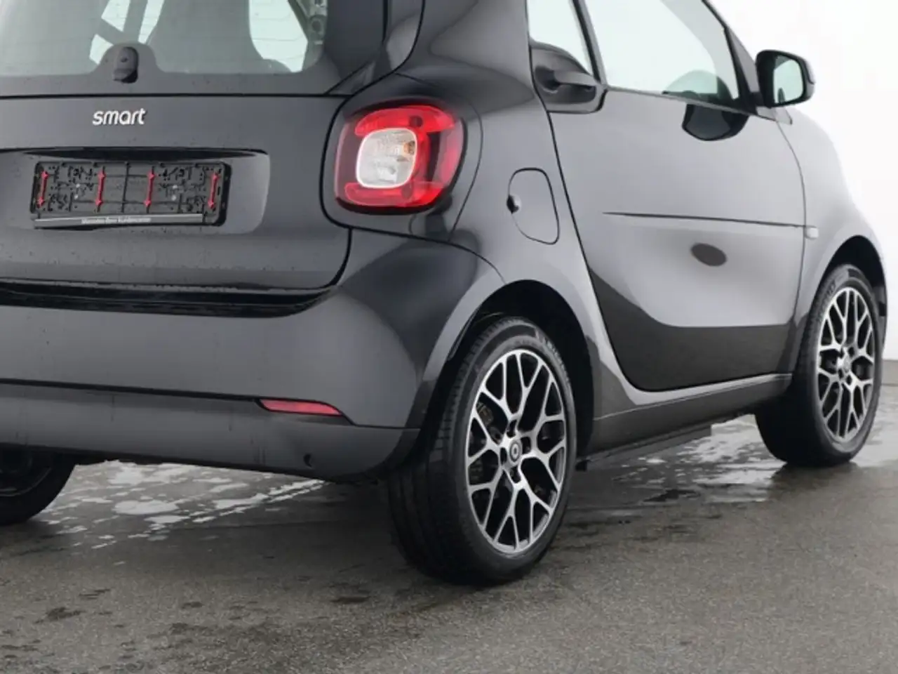 smart forTwo EQ Prime Plus Paket 22kW Cool+Audio — Galerie du véhicule 10