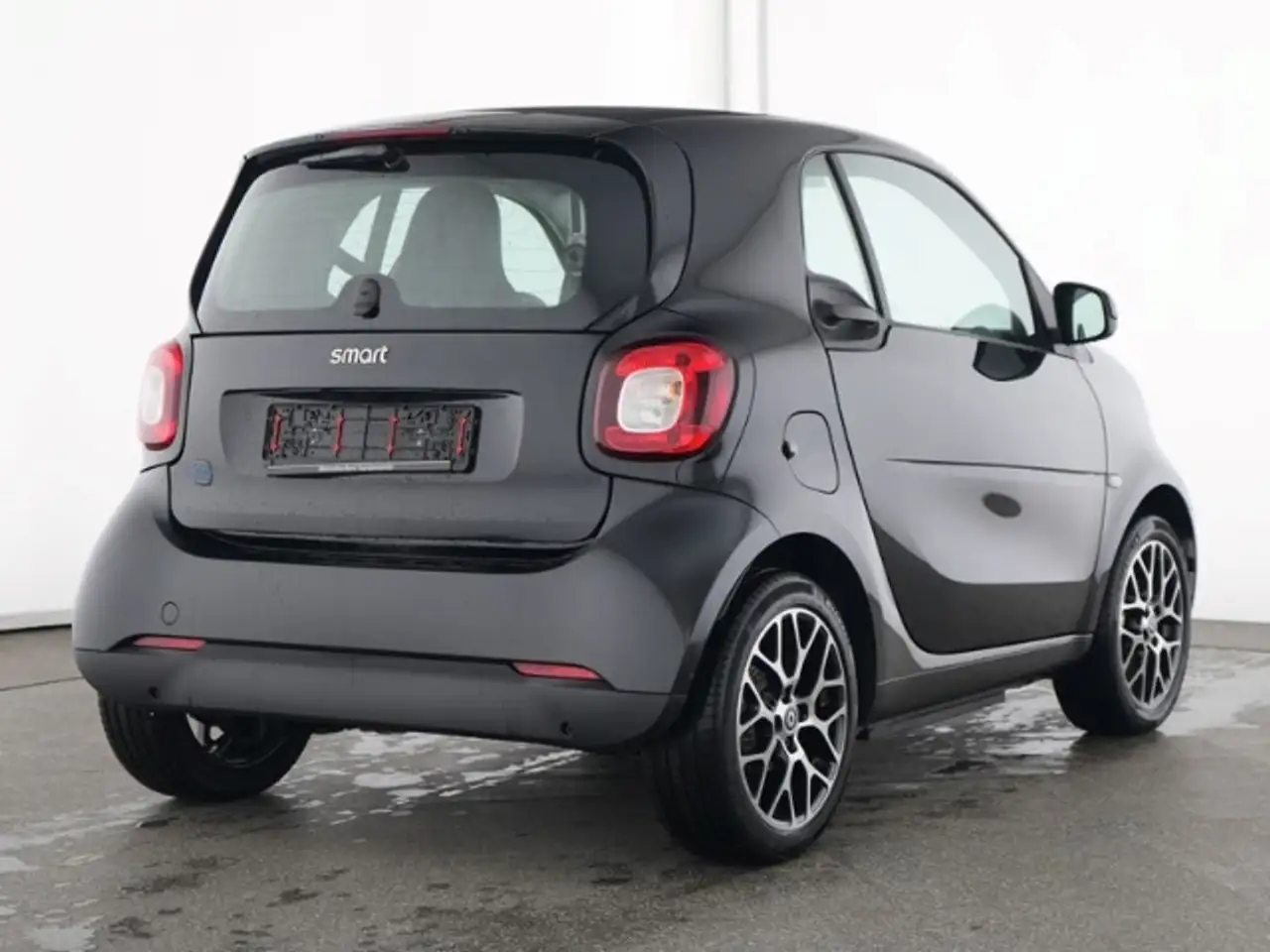 smart forTwo EQ Prime Plus Paket 22kW Cool+Audio — Galerie du véhicule 3