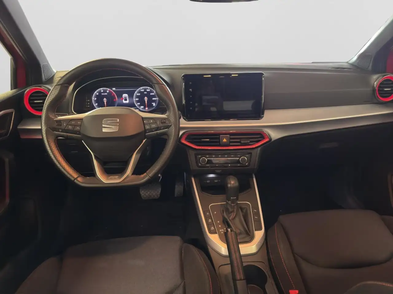 SEAT Arona FR Klima Navi Rückfahrkamera Sitzheizung — معرض صور السيارة 13