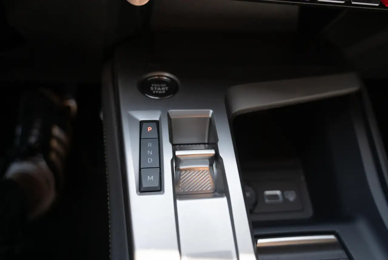 Peugeot 408 GT 1.2 PureTech 130 EAT8 *GW-TOP-DEAL* — Galería del vehículo 11