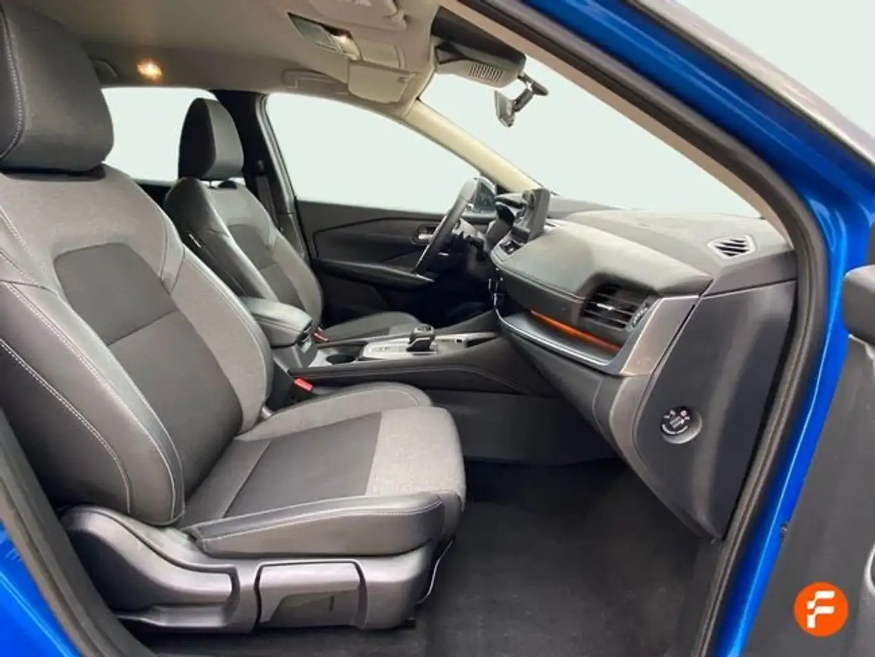 Nissan Qashqai DIG-T 116kW (158CV) mHEV CVT Acenta — Vehicle gallery 17