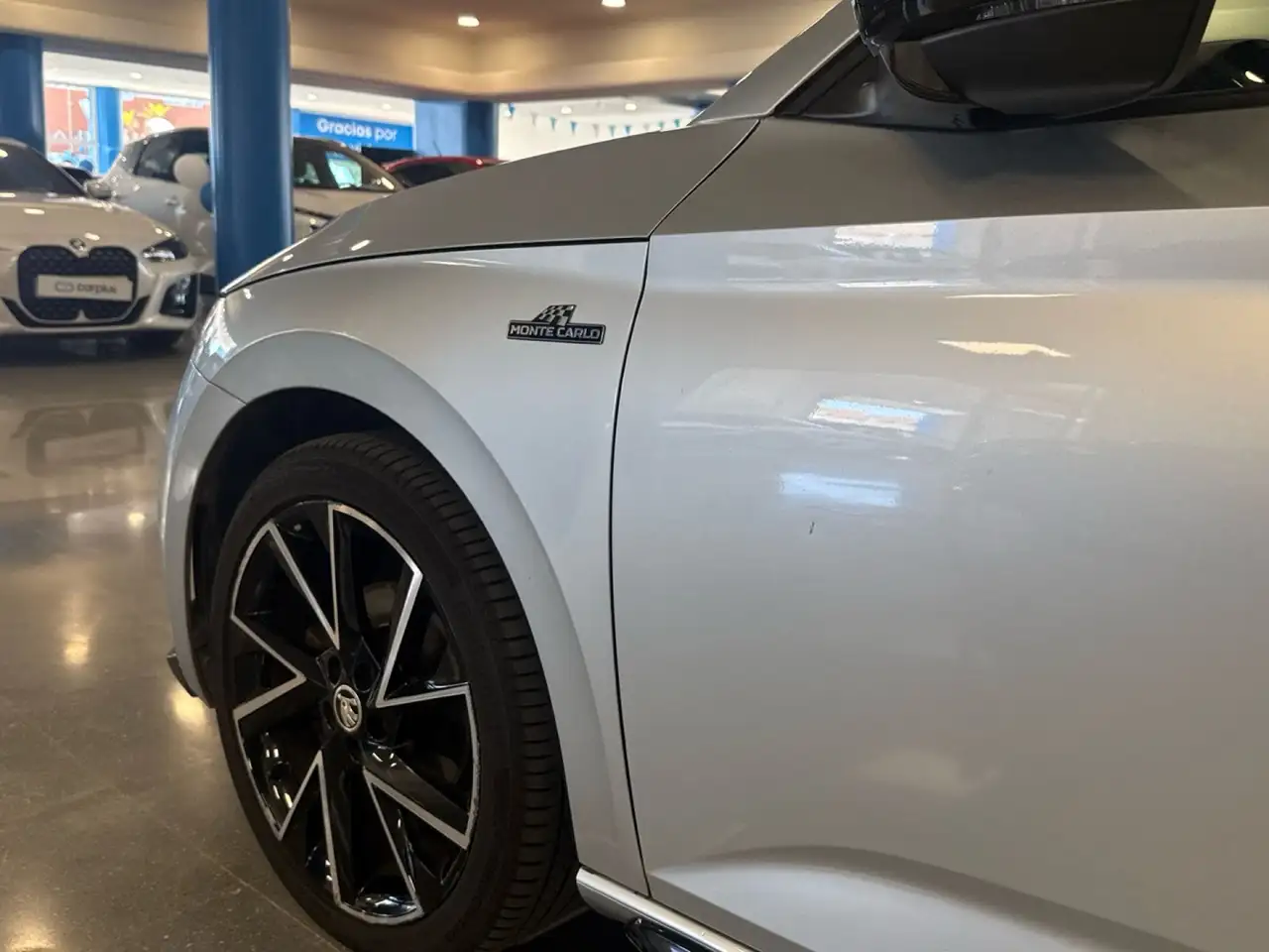 Skoda Scala 1.5 TSI Monte Carlo DSG 110kW — معرض صور السيارة 12