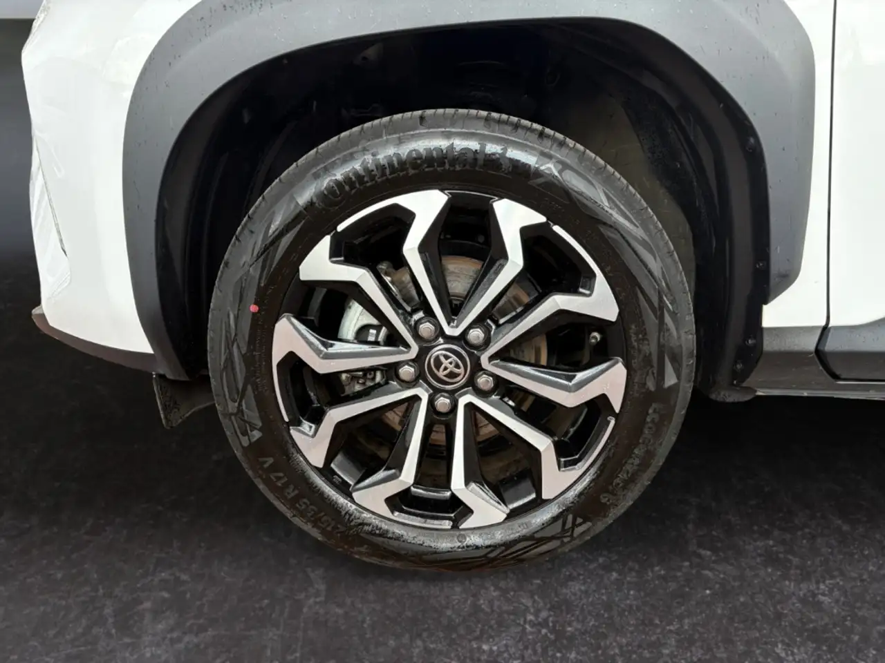 Toyota Yaris Cross Hybrid 1.5 Team D *LED*CarPlay*RCam* — Vehicle gallery 21