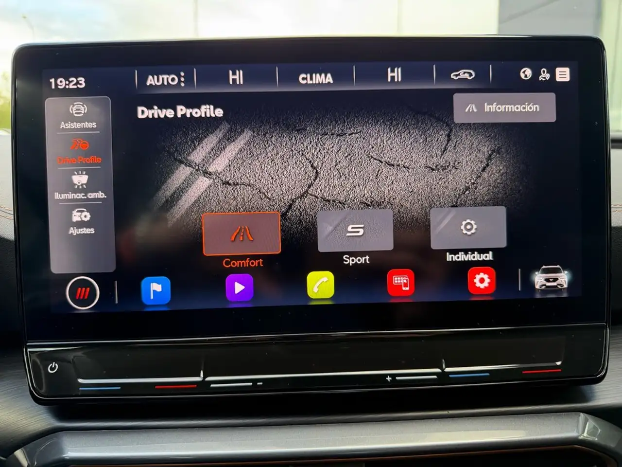 CUPRA Formentor 1.5 TSI 110kW (150 CV) Tech Ed 19 DSG — Galería del vehículo 34