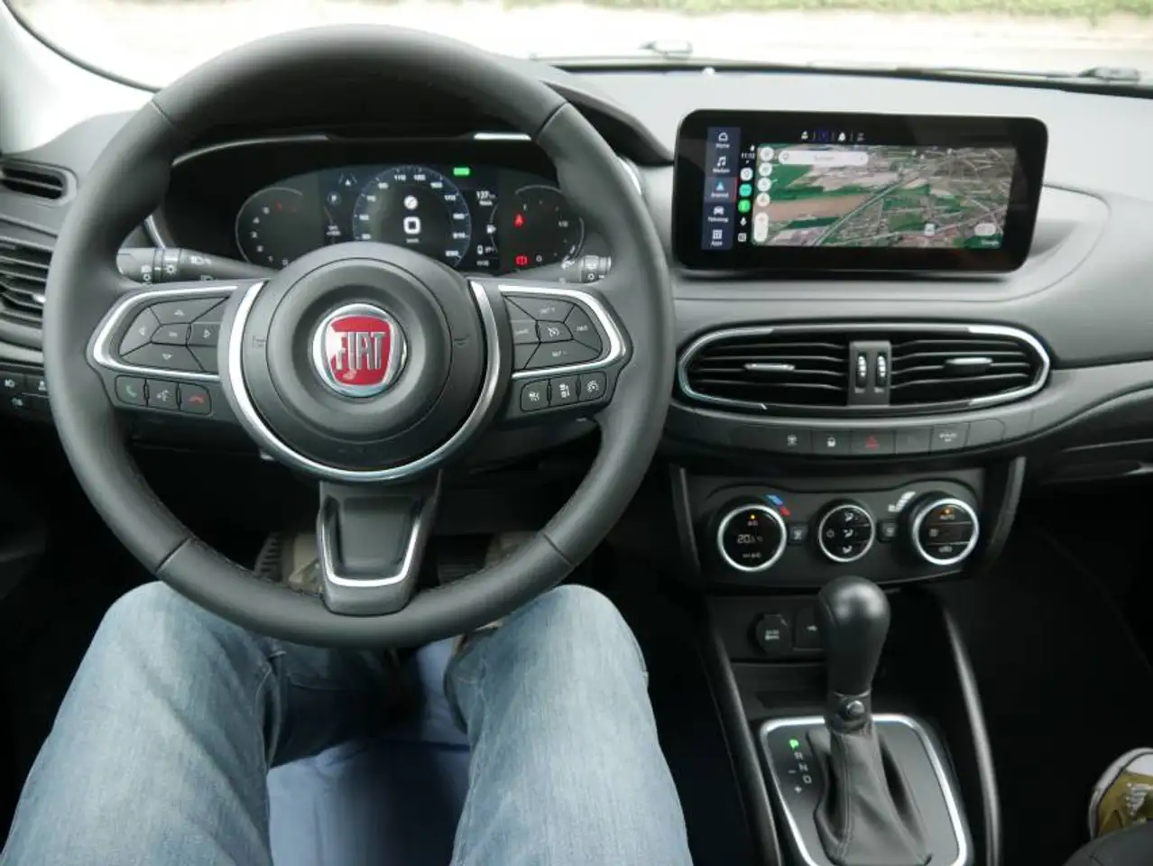 Fiat Tipo Kombi Hybrid CROSS *LED*Sitzhzg*AHK*Kamera*Allw.-R — معرض صور السيارة 13
