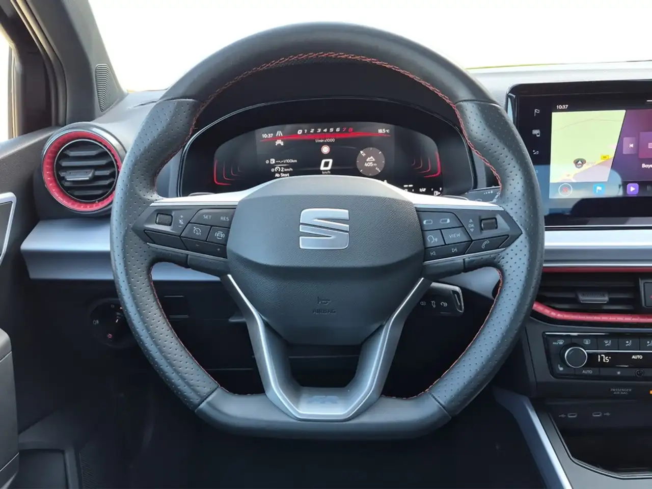 SEAT Arona 1.5 TSI DSG FR VIRTUAL*NAVI*VOLL-LED*TEMP*SHZ*P... — معرض صور السيارة 17