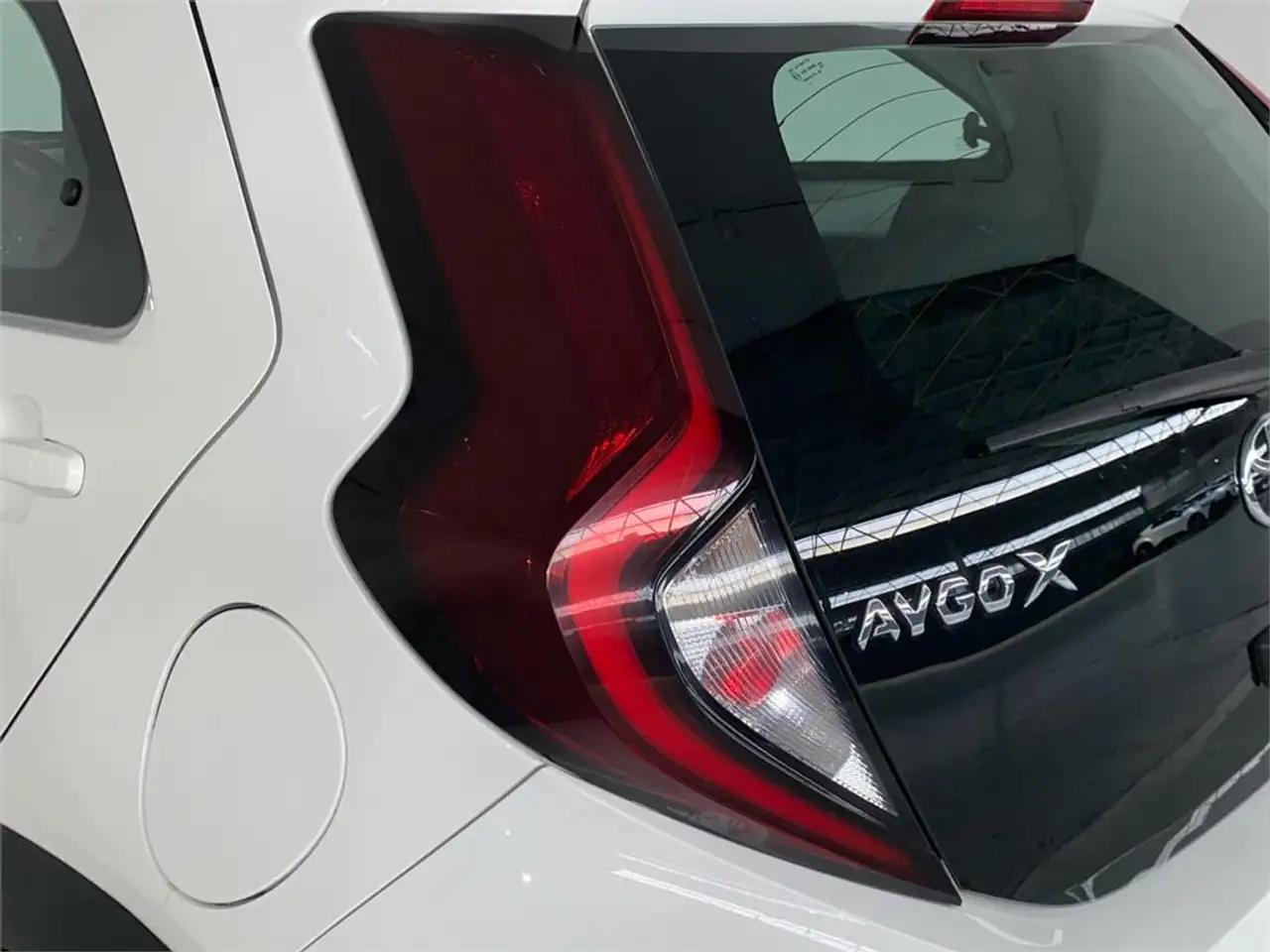 Toyota Aygo Play — معرض صور السيارة 17