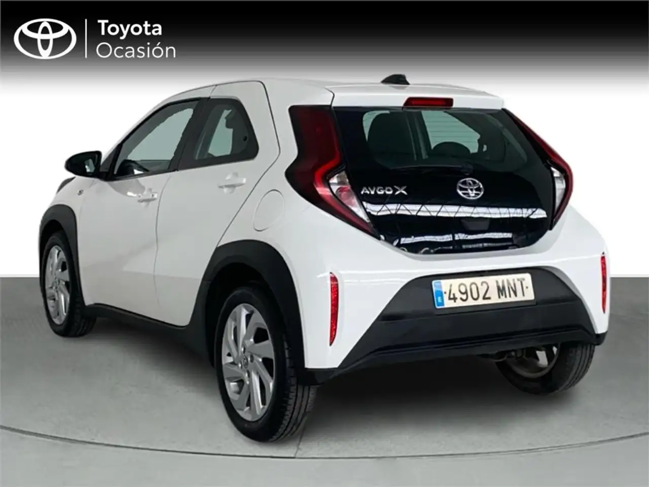 Toyota Aygo Play — معرض صور السيارة 2