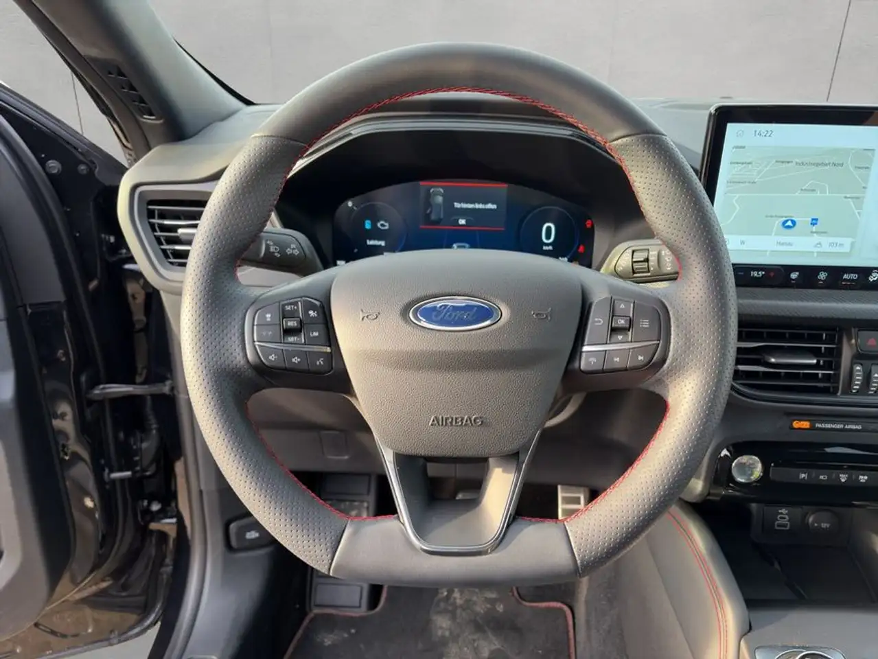 Ford Kuga 2.5 Duratec FHEV ST-LINE X — Vehicle gallery 10