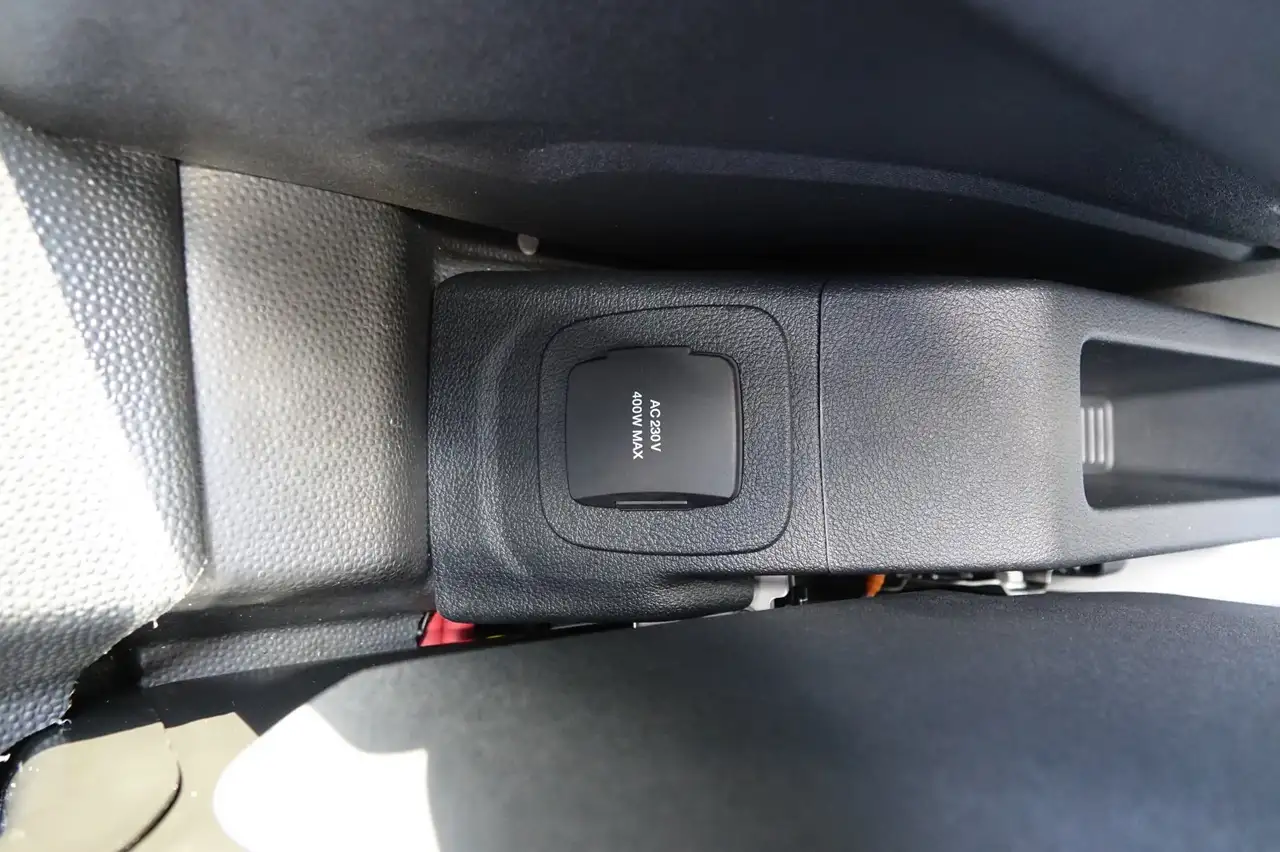 Ford E-Transit FT (TTS) E 350 L2 RWD Trend — Vehicle gallery 29