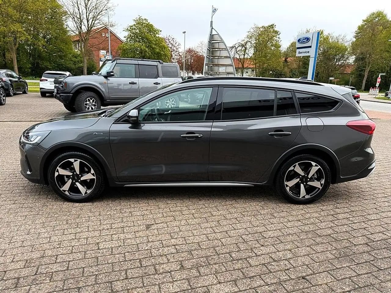 Ford Focus Turnier Active X AHK+iACC+BLIS+B&O+Allwrr — Vehicle gallery 7