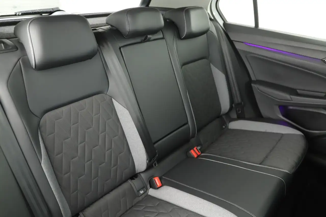 Volkswagen Golf 8 VIII 1.5 TSI Goal AHK/LED+/Navi — معرض صور السيارة 6