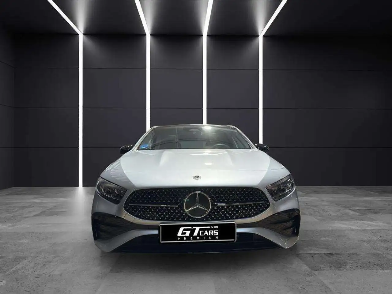 Mercedes-Benz A 250 250e AMG — معرض صور السيارة 4