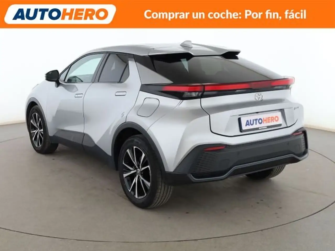 Toyota C-HR 2.0 Plug-in Hybrid Advance — Vehicle gallery 4