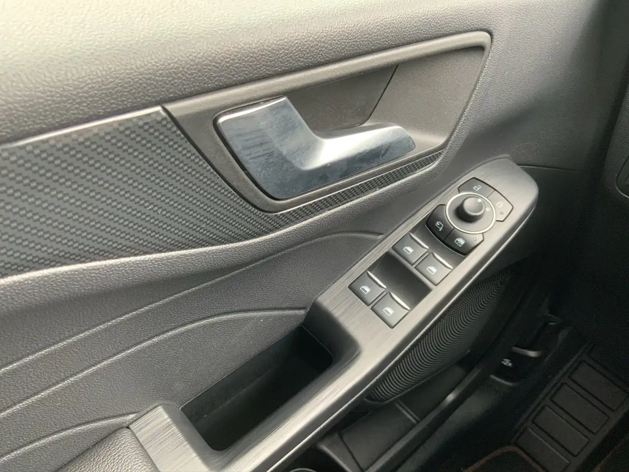 Ford Kuga ST-Line X*PANO*AHK*KAM*ACC*NAVI*SOUND-SYS. — Vehicle gallery 17