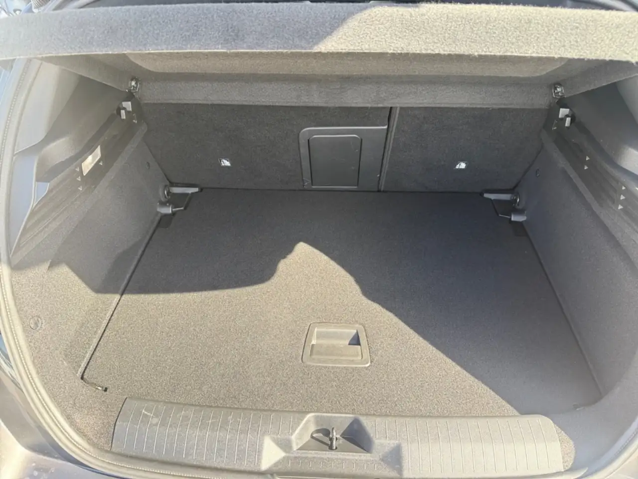 Opel Astra L GS ACC Navi Autom. RFK 360° AHK SHZ LRH FSH Appl — Vehicle gallery 15