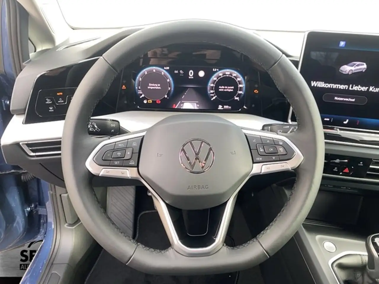 Volkswagen Golf 1.5 TSI Life — معرض صور السيارة 9