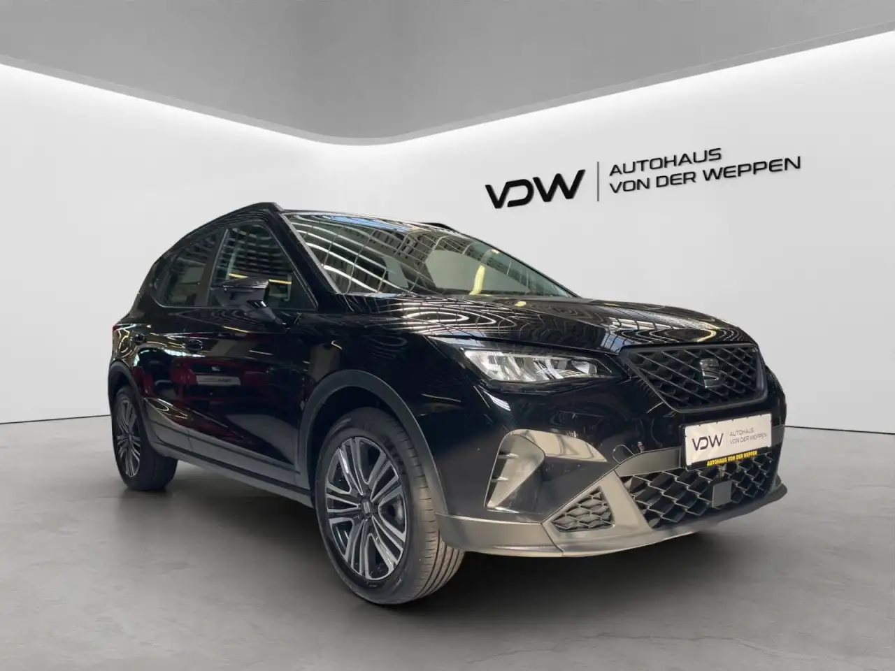 SEAT Arona Style 1.0 TSI Aut. Navi, SHZ, Klimaauto Klima — Galería del vehículo 12