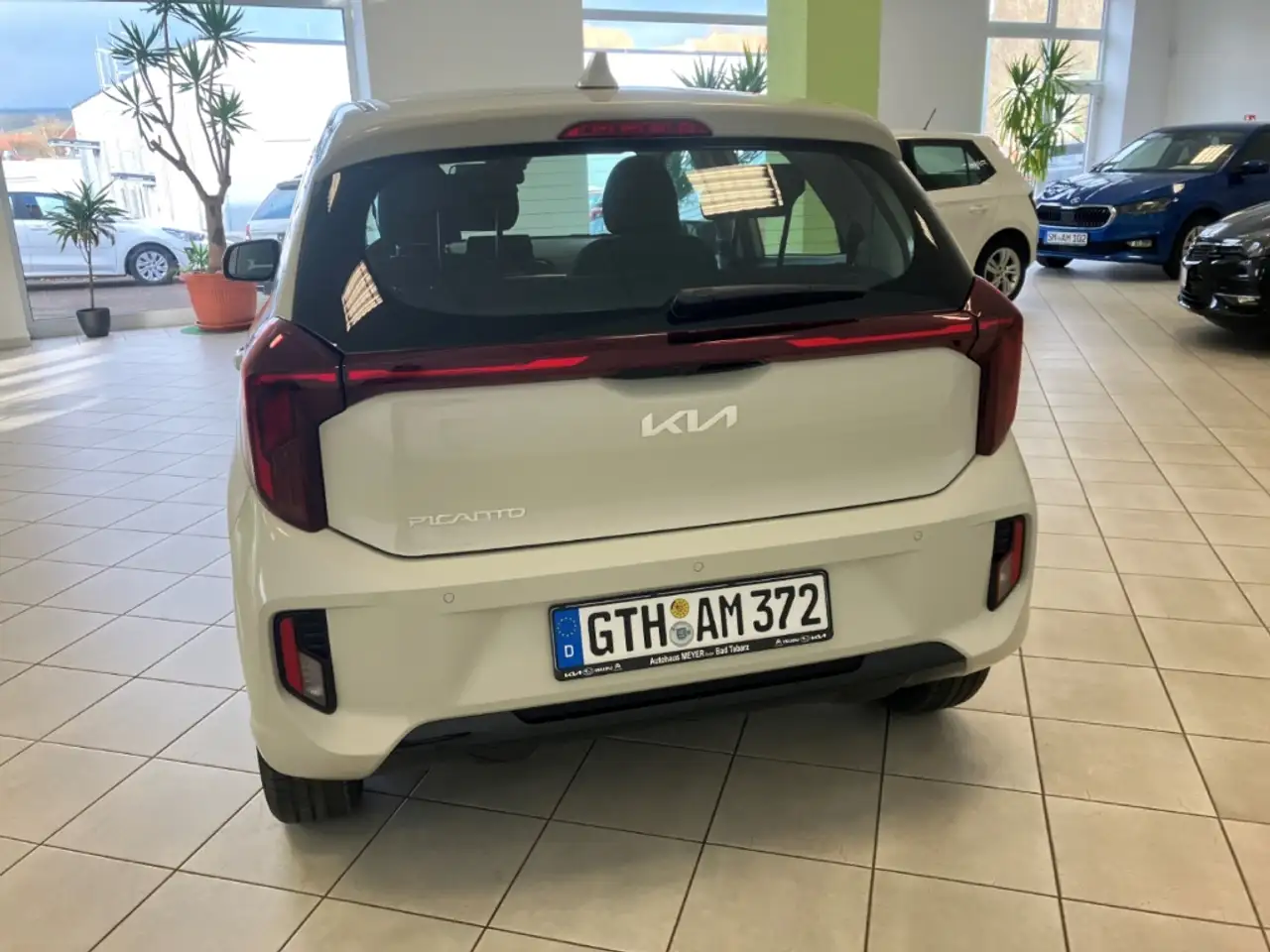 Kia Picanto 1.0 DPI VISION +Rückfahrkamera+Klima+Navi — Galería del vehículo 5