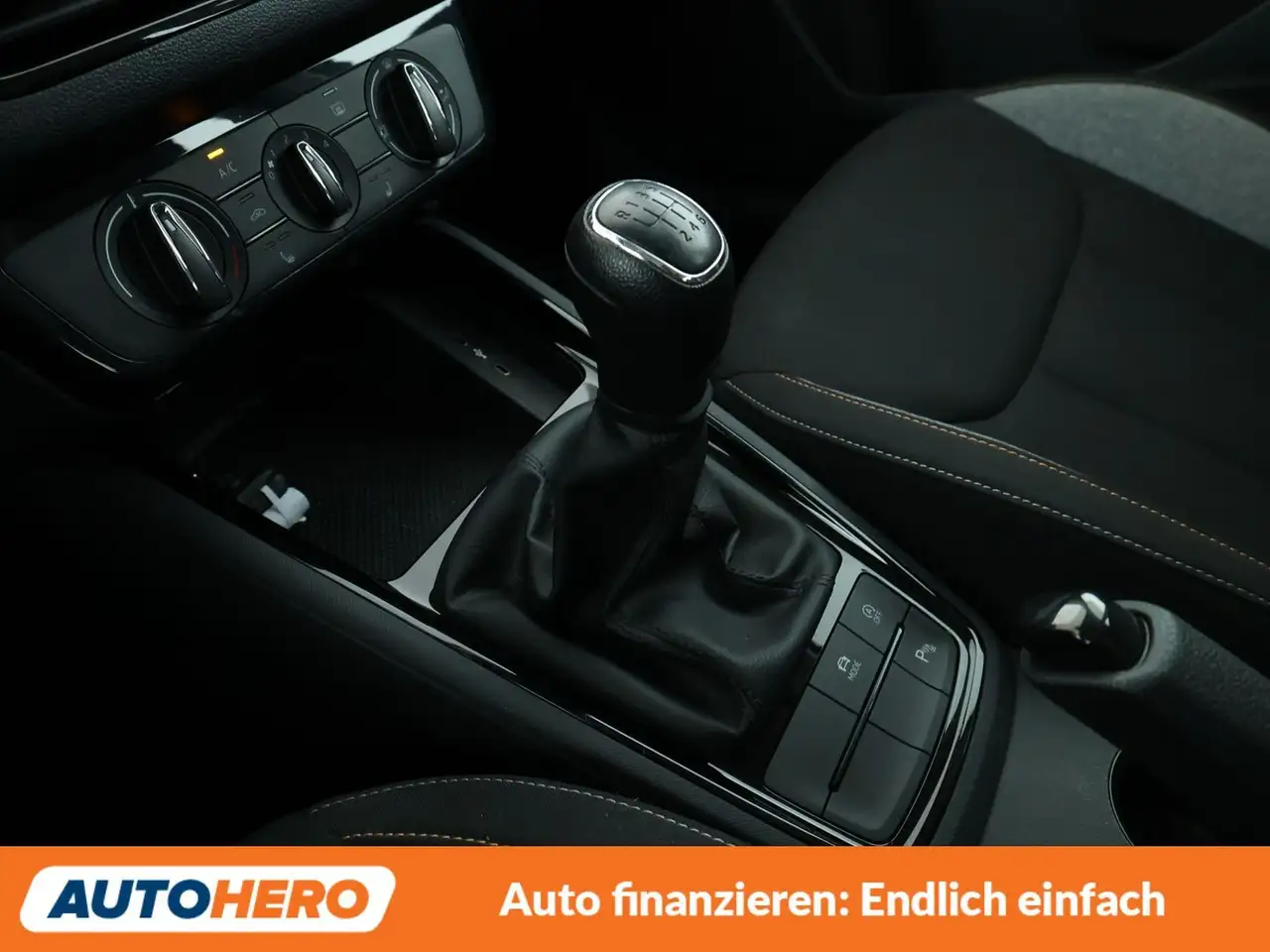 Skoda Kamiq 1.0 TSI Selection *VC*LED*TEMPO*CAM*PDC*SHZ* — Vehicle gallery 26