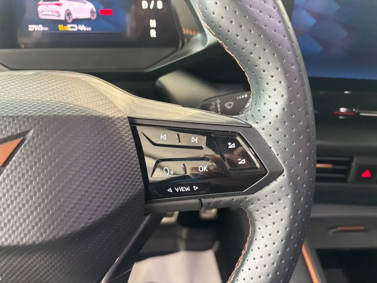 CUPRA Born 150 kW — معرض صور السيارة 20