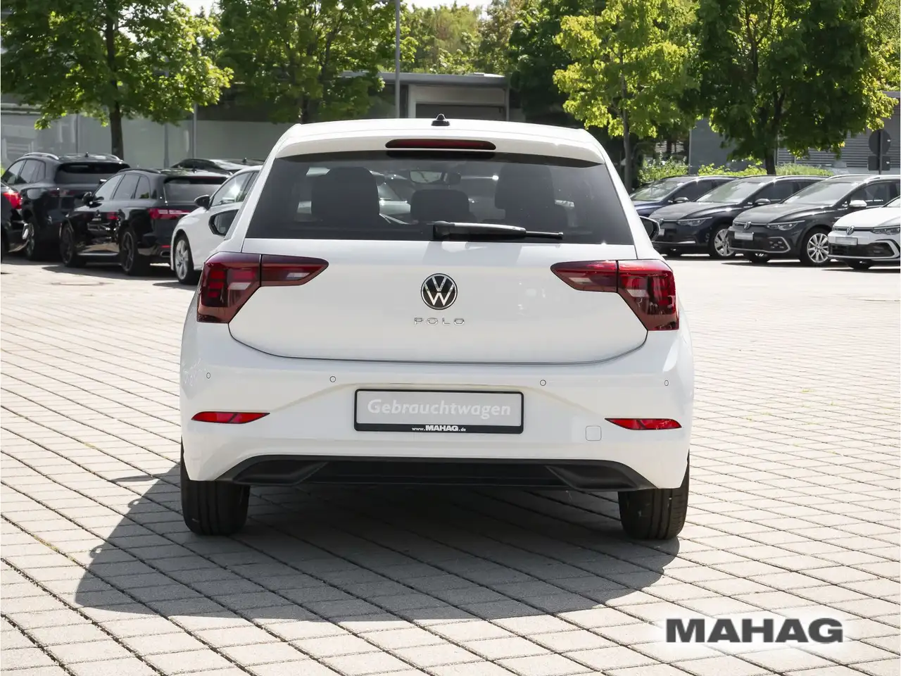 Volkswagen Polo MOVE 1.0 TSI LED Navi ParkPilot App 5-Gang — Vehicle gallery 8