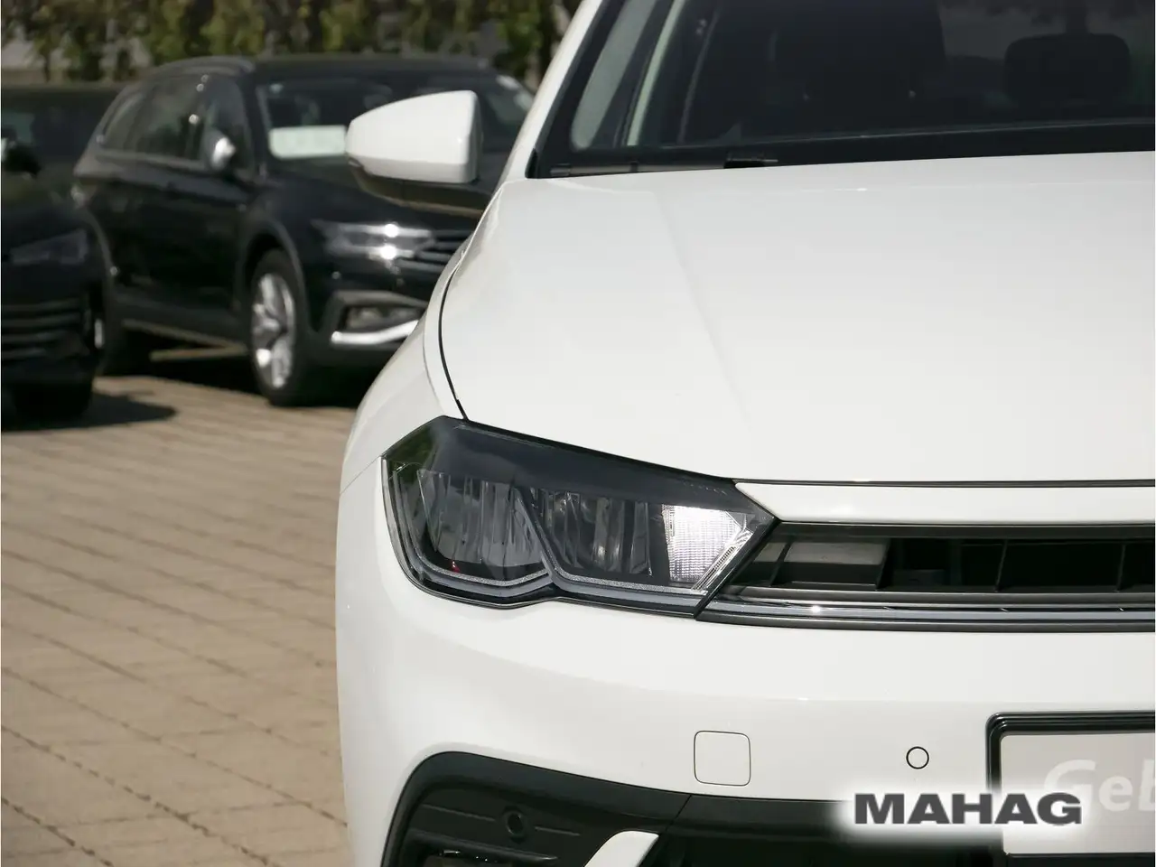 Volkswagen Polo MOVE 1.0 TSI LED Navi ParkPilot App 5-Gang — Vehicle gallery 10