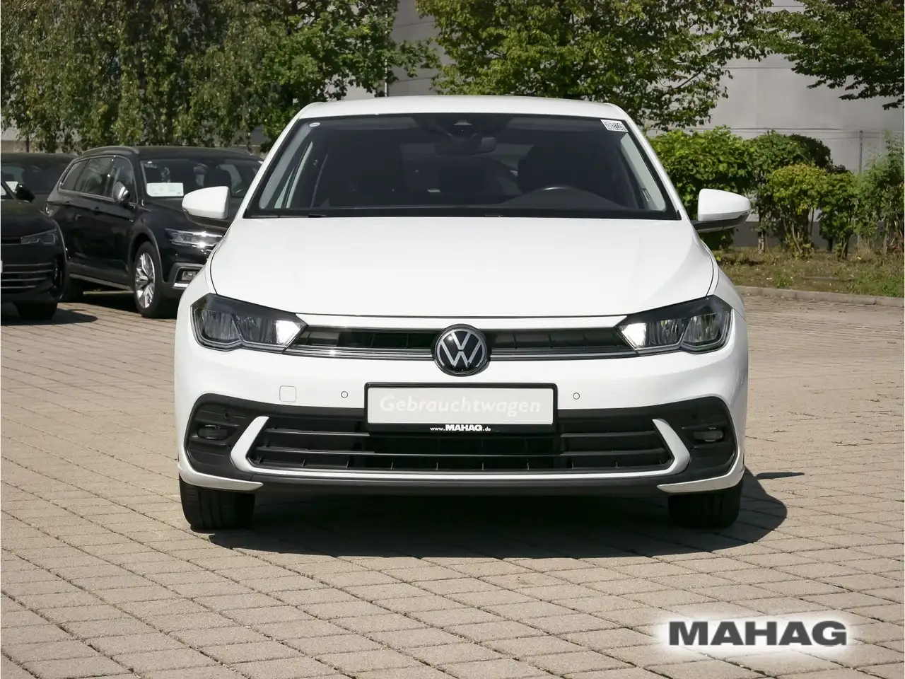 Volkswagen Polo MOVE 1.0 TSI LED Navi ParkPilot App 5-Gang — Vehicle gallery 5