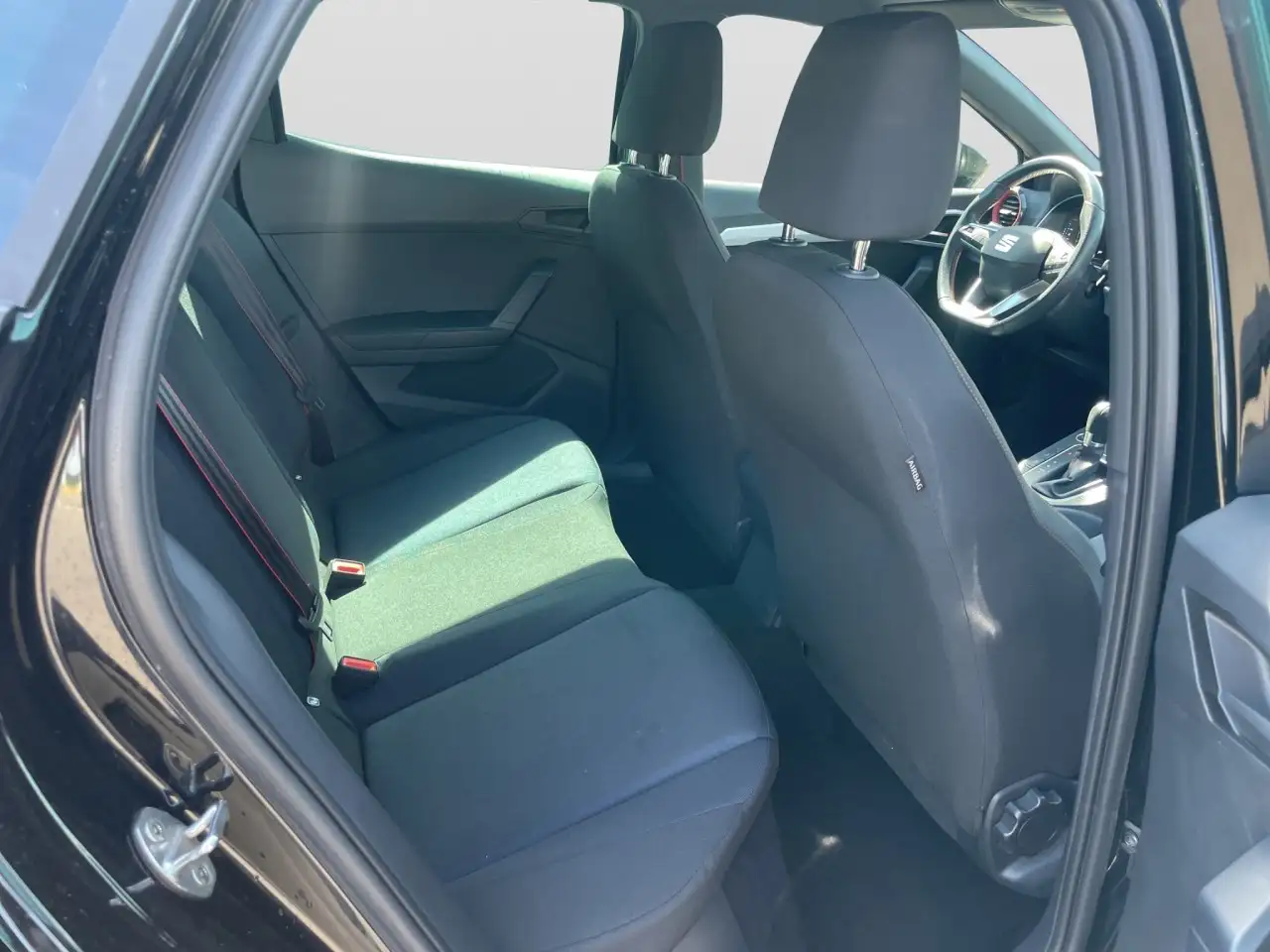 SEAT Ibiza FR Pro TSI DSG Navi Kamera ACC SHZ LED — Vehicle gallery 15
