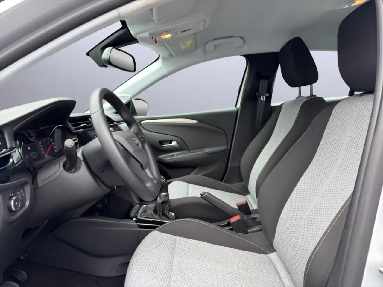 Opel Corsa F 1.2 Apple CarPlay Android Auto Klima Temp USB DA — معرض صور السيارة 18