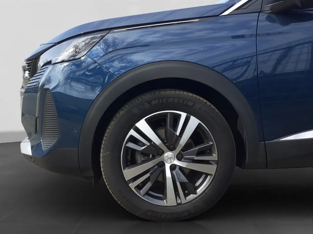 Peugeot 3008 Hybrid Allure Pack Navi Digitales Cockpit LED A... — Vehicle gallery 7