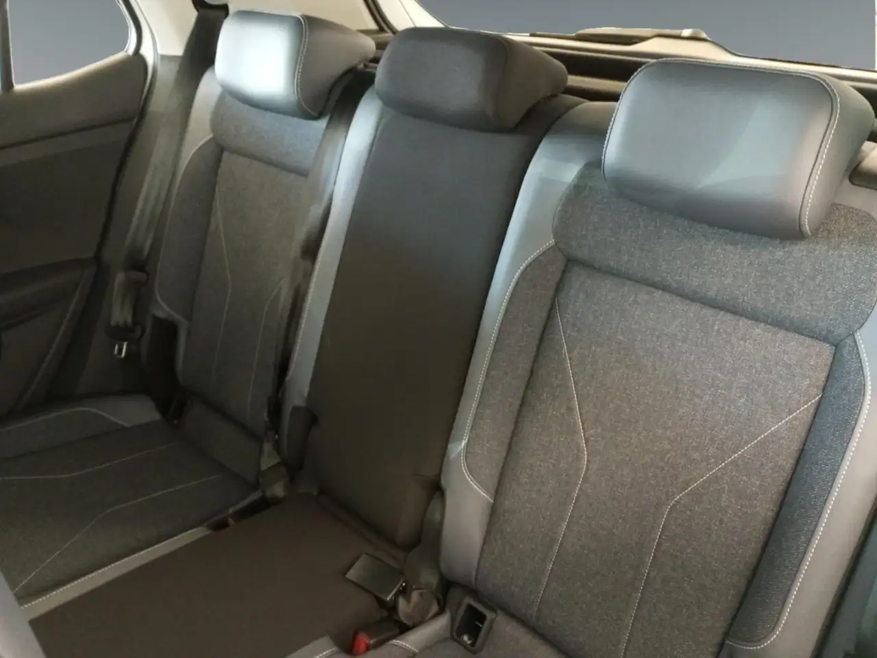 Volkswagen T-Cross Style 1.0 TSI IQ.DRIVE+RÜCKFAHRKAMERA — Galerie du véhicule 13