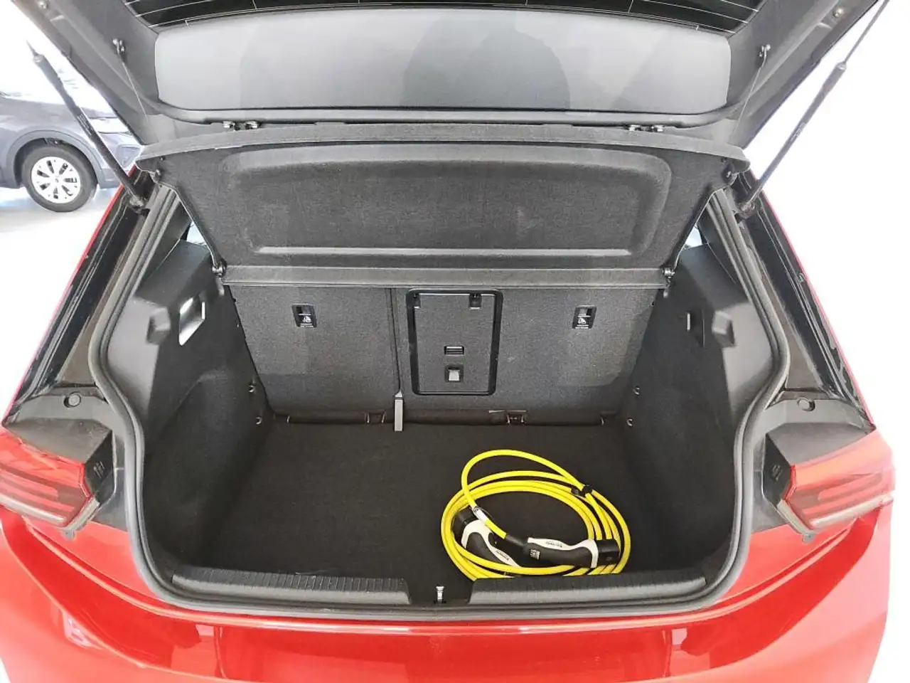 Volkswagen ID.3 Pro Move LED NAVI 19“-ALU ACC PARKASS KAMERA SHZ K — Galería del vehículo 5