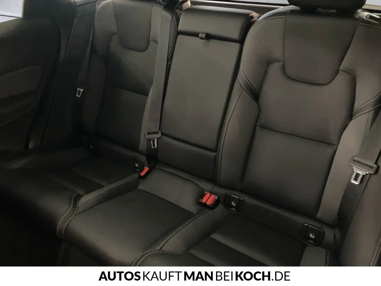 Volvo XC60 T8 AWD Black Edition Plus FOUR-C ACC BLIS — معرض صور السيارة 8