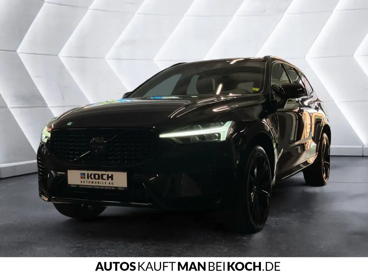 Volvo XC60 T8 AWD Black Edition Plus FOUR-C ACC BLIS — معرض صور السيارة 3