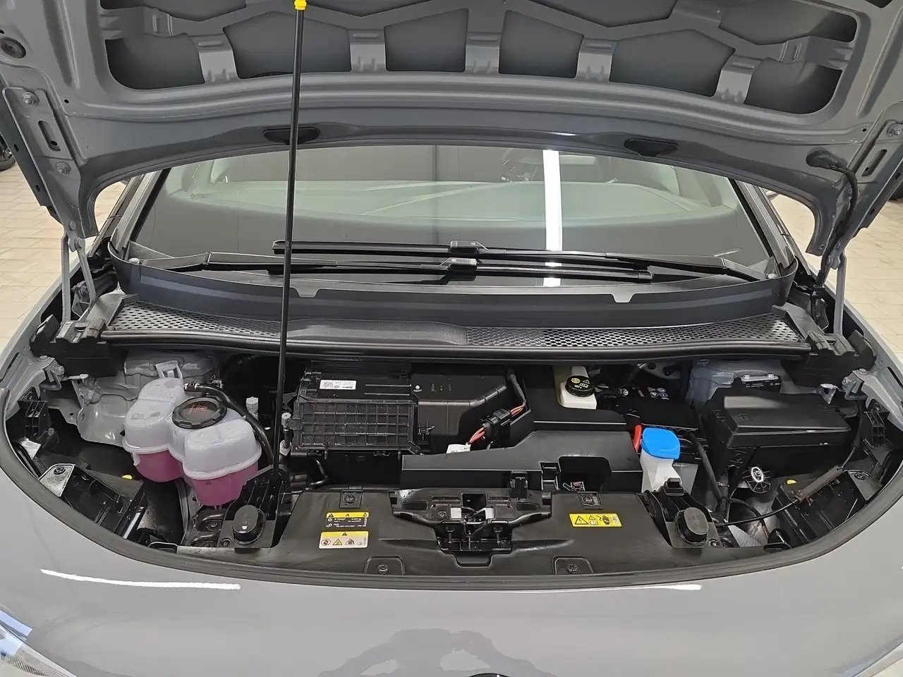 Volkswagen ID.3 Pro *LED*PARKSENSOR*APPCON*TEMPOMAT* — Vehicle gallery 9