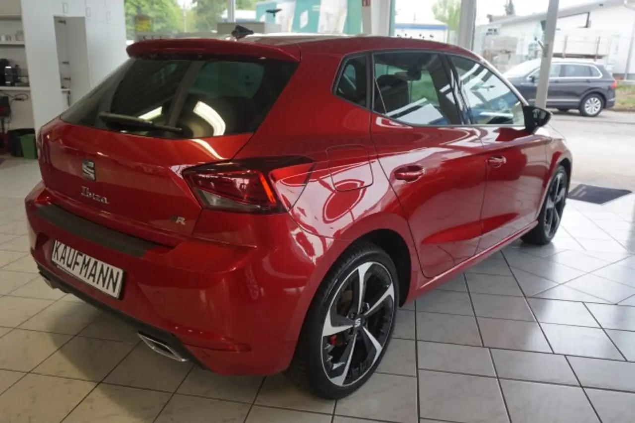 SEAT Ibiza IBIZA 1,0 TSI DSG FR NAVI DESIGN 18" DINAMICA RFK — Galería del vehículo 4