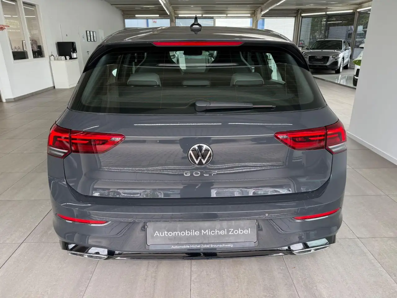 Volkswagen Golf *VIII*Limo*R-Line*Virtual*App-Con*LED* — معرض صور السيارة 15