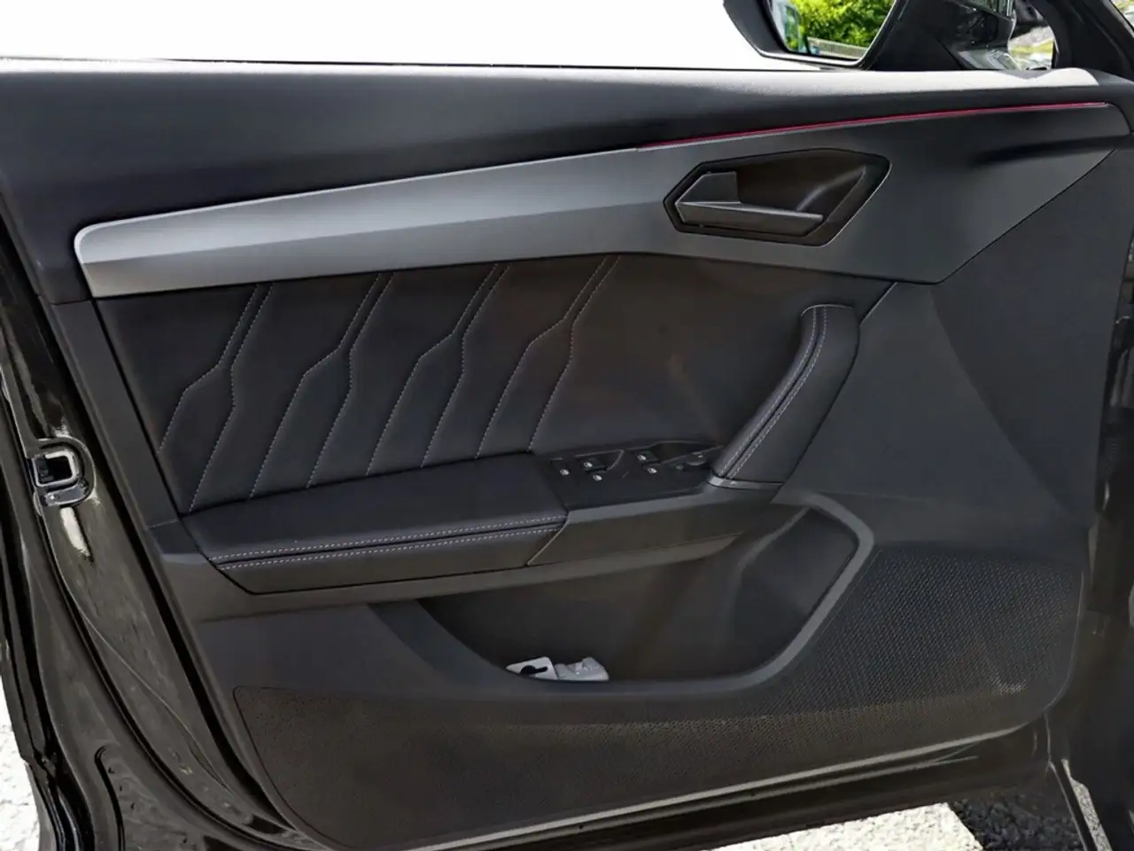 CUPRA Formentor VZ 2.0 TSI 4Drive DSG PANO/LED/NAVI/RFK — Vehicle gallery 13