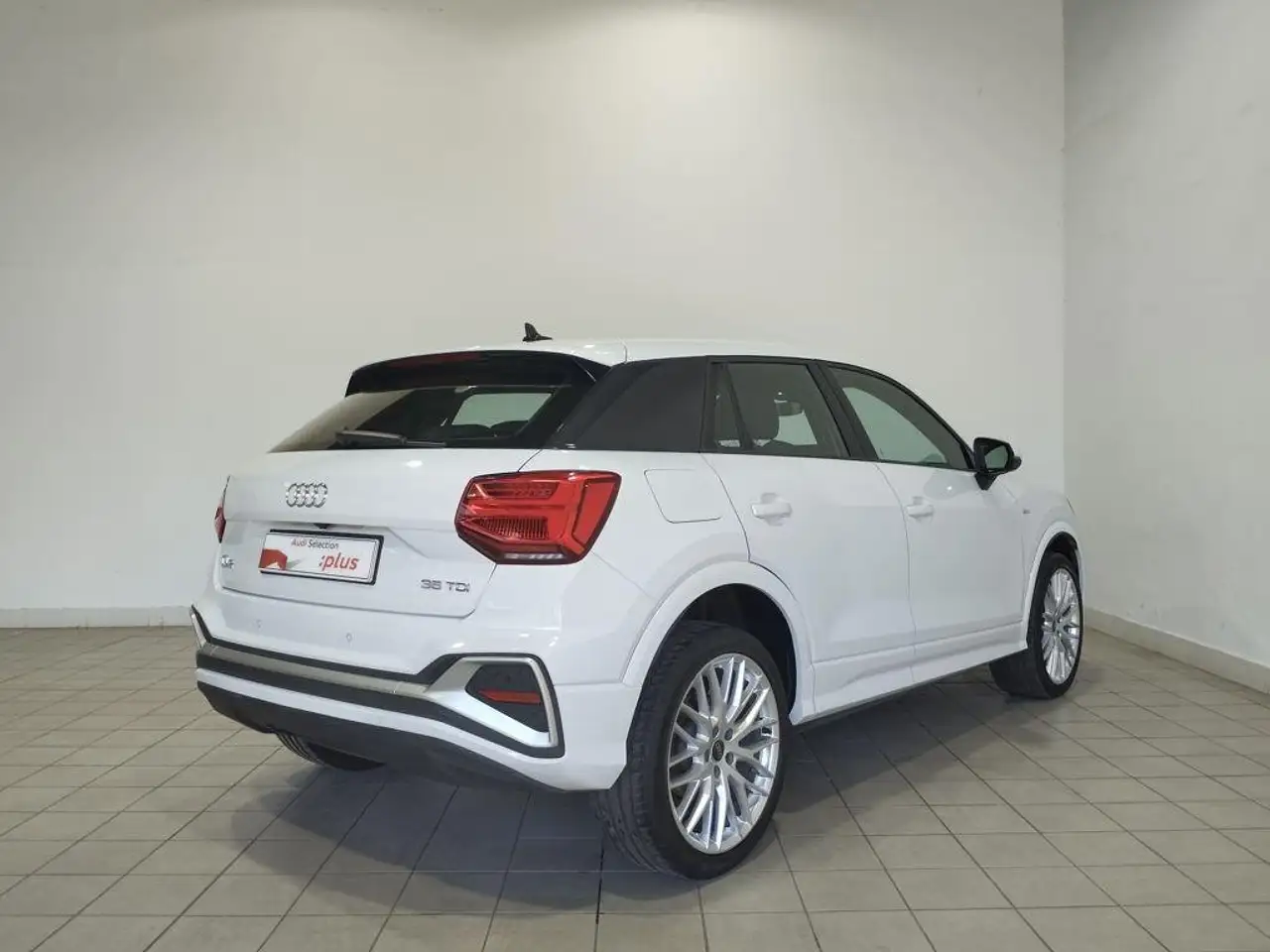 Audi Q2 35 TDI Adrenalin S tronic 110kW — Vehicle gallery 4