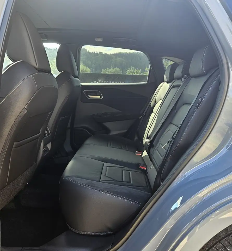 Nissan Qashqai DIG-T MHEV N-Design+Panoramaglasdach+BOSE — Vehicle gallery 11