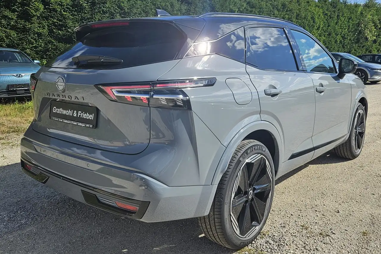 Nissan Qashqai DIG-T MHEV N-Design+Panoramaglasdach+BOSE — Vehicle gallery 12