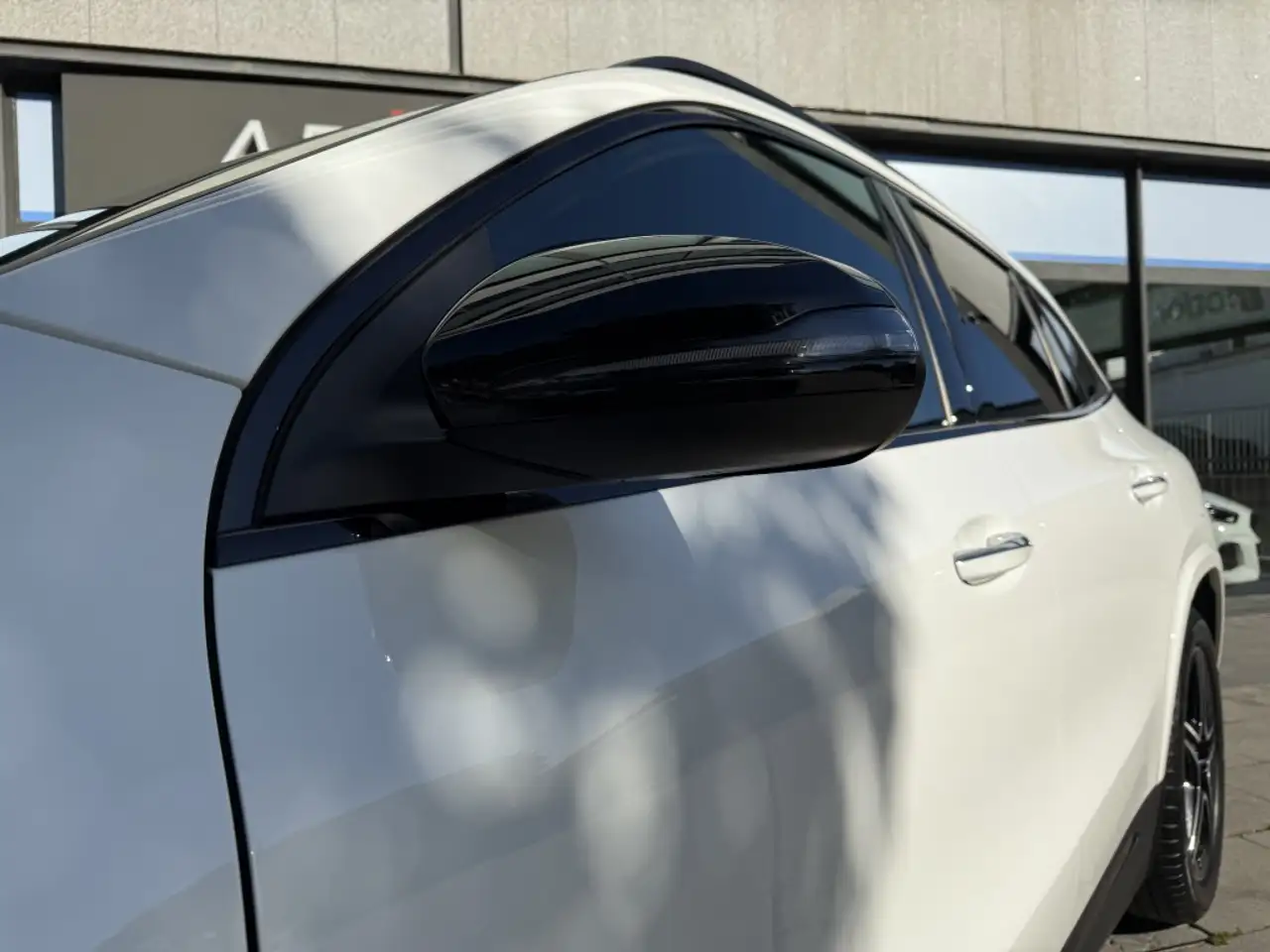Mercedes-Benz GLA 200 7G-DCT — معرض صور السيارة 6