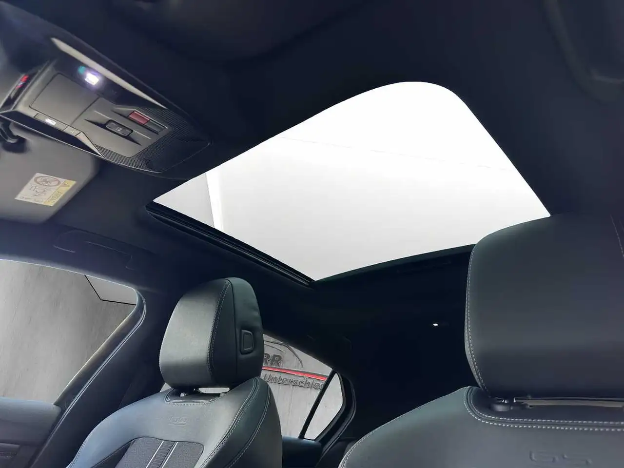 Opel Astra GS //LED/Navi/Winterpaket/Pano/Head-Up — Vehicle gallery 11