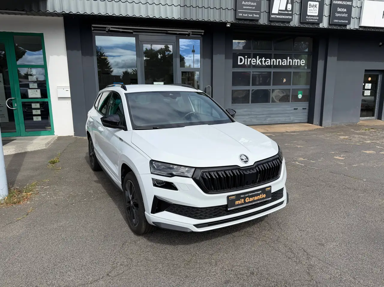 Skoda Karoq Karoq 1.5TSI DSG SPORTLINE MATRIX/DCC/ACC/NAV/SH/RFK — معرض صور السيارة 8
