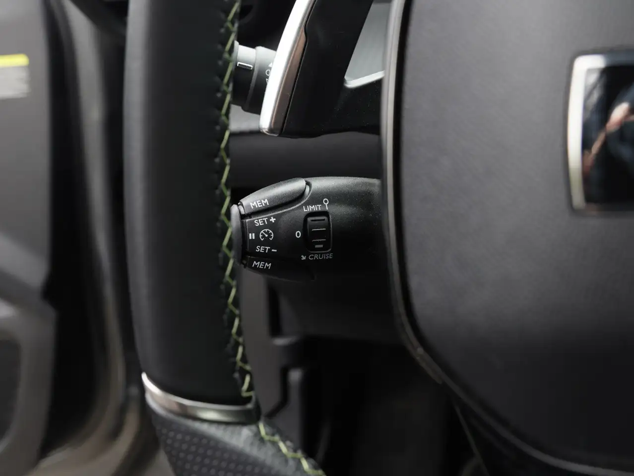 Peugeot 2008 GT — Galerie du véhicule 7
