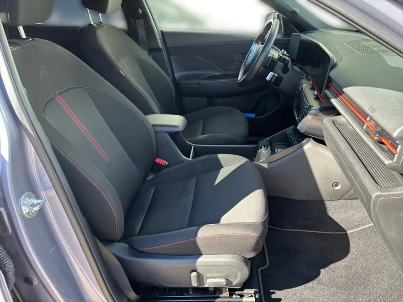 Hyundai KONA 1.6 Hybrid N-Line / AHK Abnehmbare / Navi Digitale — Vehicle gallery 14
