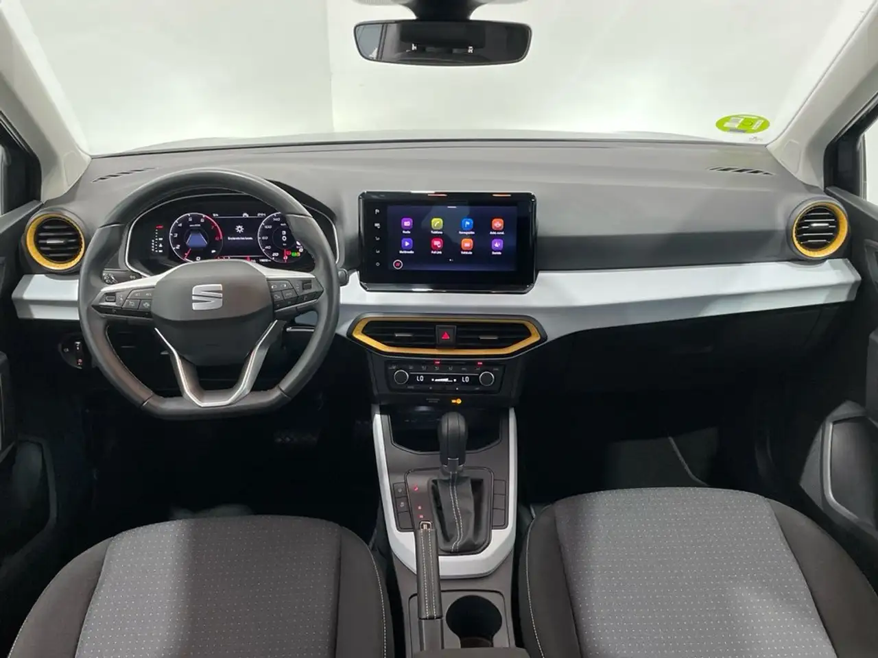 SEAT Arona 1.0 TSI S&S Style DSG7 XM 115 — Galería del vehículo 4