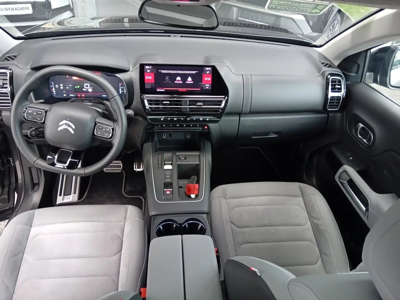 Citroen C5 Aircross 1.2 136 S&S ë-Series Alcantara+LED — معرض صور السيارة 15